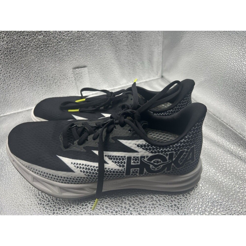 HOKA U Crescendo MD Track & Field Spikes Black/White Women's Size 8 Read